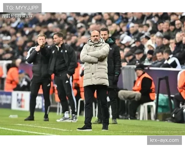 埃因霍温控球能力显著提升，新赛季表现备受期待