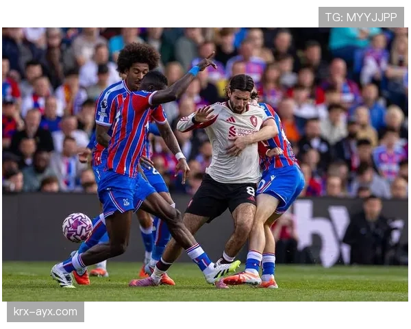 英超劲旅战术革新显成效，争冠形势渐趋明朗